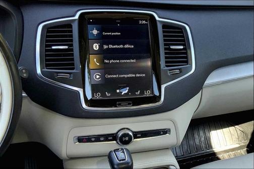 2021 Volvo XC90 T5 Momentum