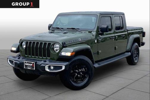 Sarge Green Clearcoat 2021 Jeep Gladiator Texas Trail 4x4