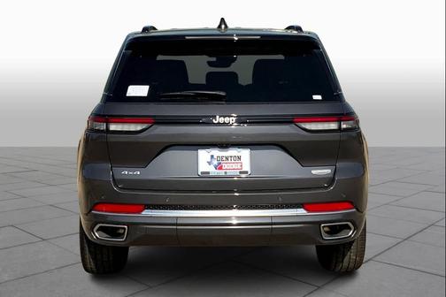 2025 Jeep Grand Cherokee Summit