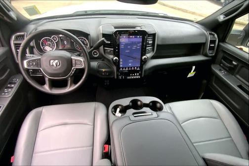 2026 RAM 2500 Tradesman Crew Cab 4x4 6'4' Box