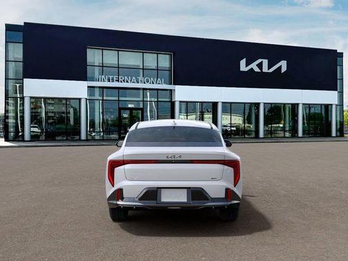 Snow White Pearl 2026 Kia K4 GT-Line