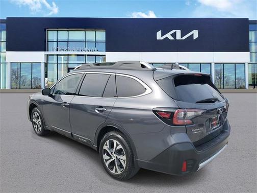 2022 Subaru Outback Touring XT