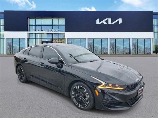 2023 Kia K5 GT-Line