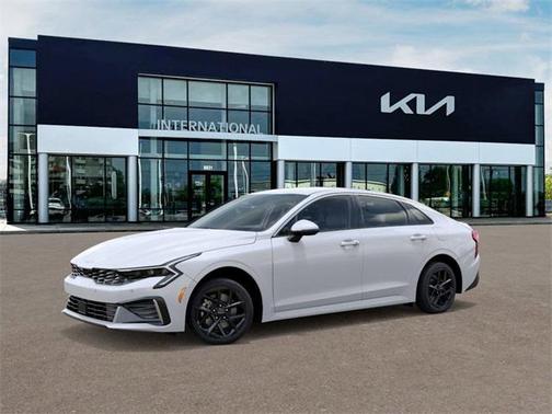 2026 Kia K5 LXS