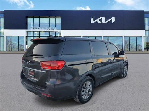 2021 Kia Sedona LX