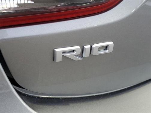 2022 Kia Rio S
