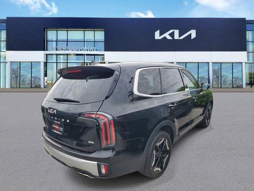 Ebony Black 2023 Kia Telluride EX