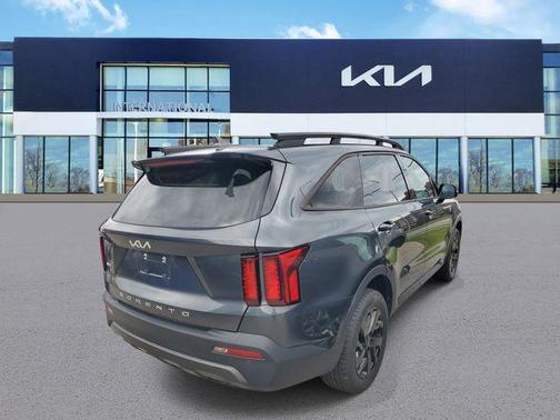 Gravity Gray 2022 Kia Sorento S