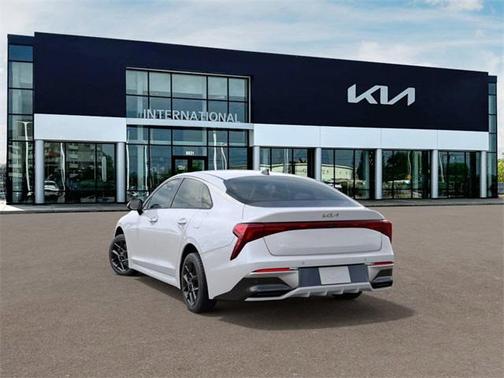 2025 Kia K5 LXS