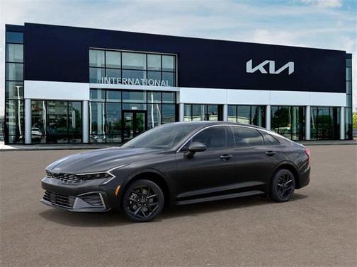 2025 Kia K5 LXS