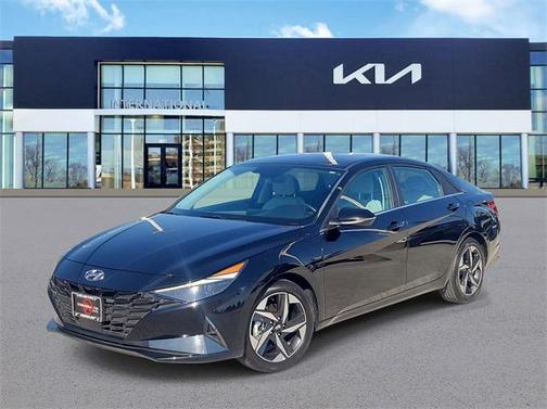 2023 Hyundai ELANTRA Limited