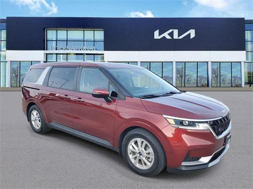 2022 Kia Carnival LXS