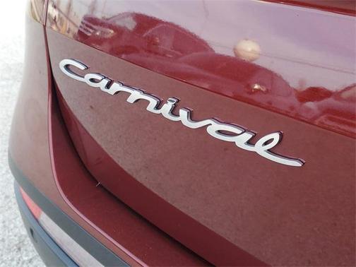 2022 Kia Carnival LXS