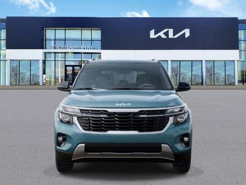 Pluton Blue/Black Roof 2026 Kia Seltos S