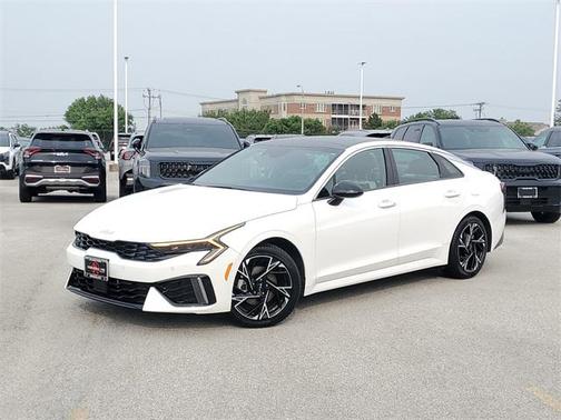 2025 Kia K5 GT-Line