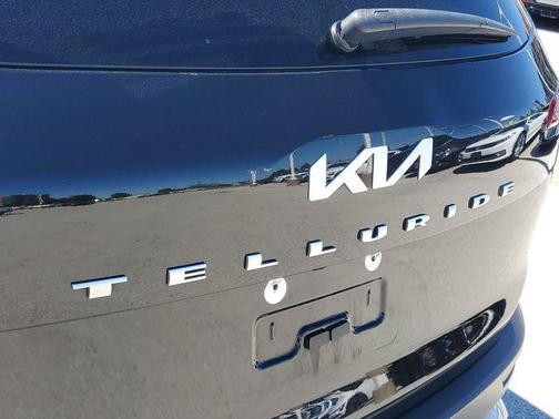 Black Copper 2022 Kia Telluride EX