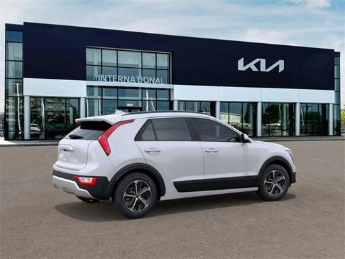 2025 Kia Niro LX