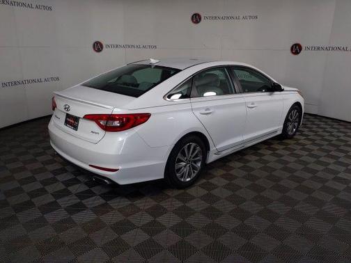 Quartz White Pearl 2017 Hyundai SONATA Sport