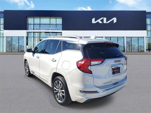 2022 GMC Terrain Denali