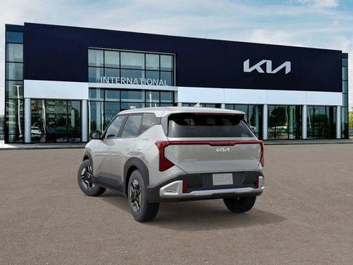 Silver 2027 Kia Seltos LX
