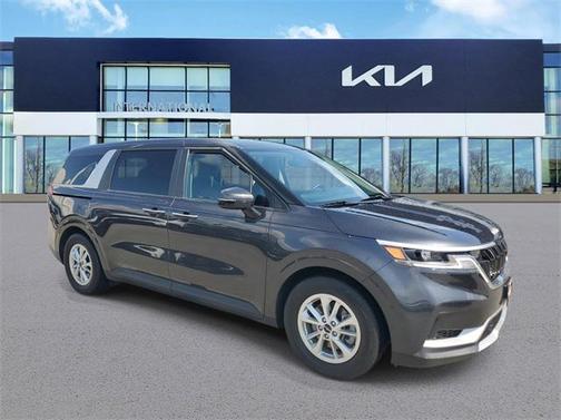2023 Kia Carnival LX