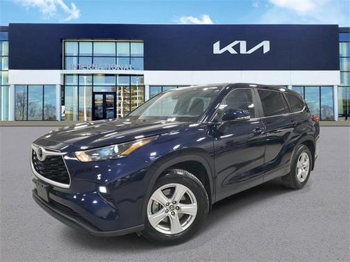 2023 Toyota Highlander LE I4
