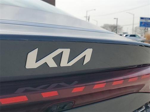 2023 Kia K5 LXS