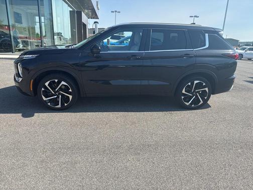 2022 Mitsubishi Outlander SEL