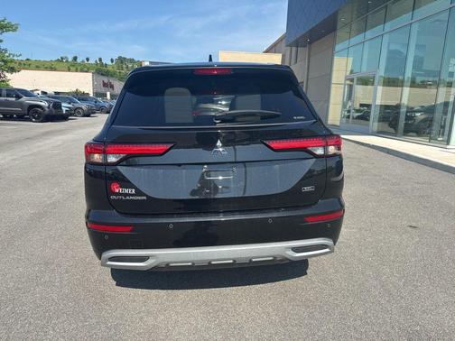 2022 Mitsubishi Outlander SEL
