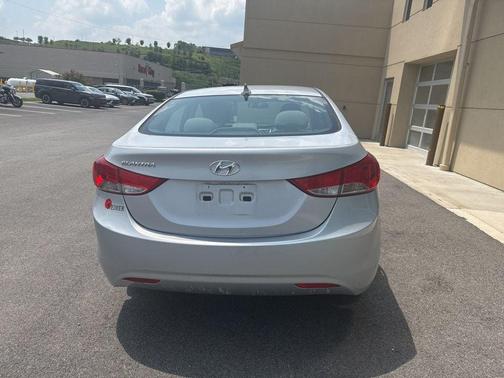 2011 Hyundai ELANTRA GLS
