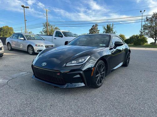 2023 Toyota GR86 Premium