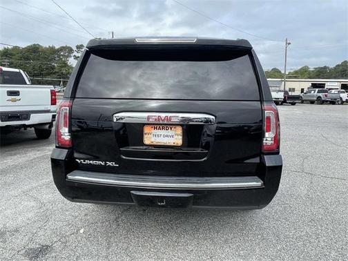 2016 GMC Yukon XL Denali