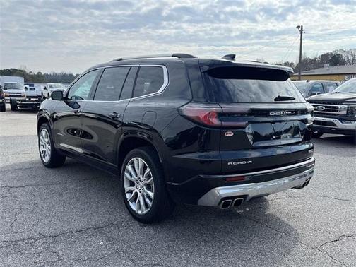 2024 GMC Acadia Denali