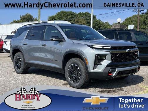 Sterling Gray Metallic 2027 Chevrolet Traverse Z71