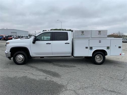 2023 Chevrolet Silverado 3500 WT