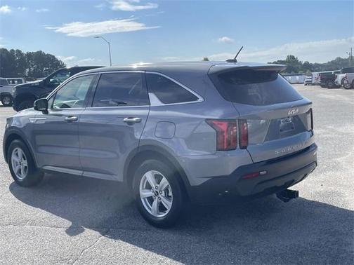 2022 Kia Sorento LX
