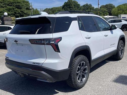 Polar White 2026 Chevrolet Equinox ACTIV