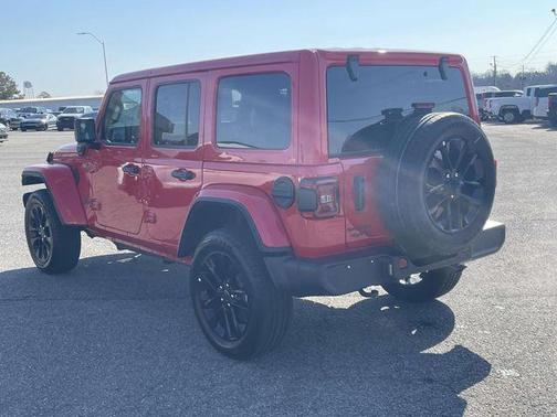 2025 Jeep Wrangler 4xe Sahara
