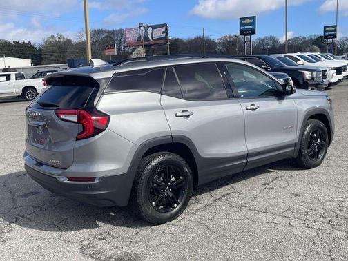 2024 GMC Terrain AT4