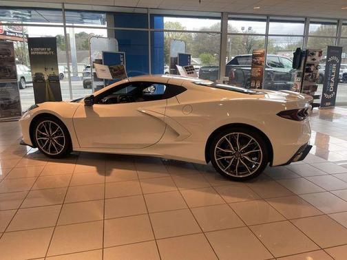 2026 Chevrolet Corvette Stingray w/1LT