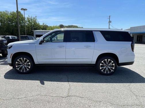 Polar White 2026 Chevrolet Suburban High Country