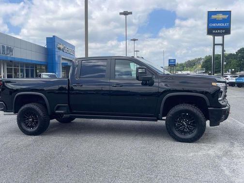 Black 2026 Chevrolet Silverado 2500 ZR2