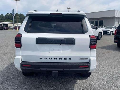 Ice 2025 Toyota 4Runner Hybrid TRD