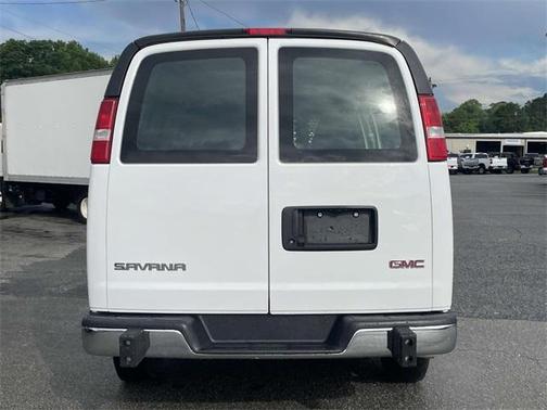2023 GMC Savana 2500 Work Van