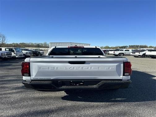 2025 Chevrolet Colorado WT