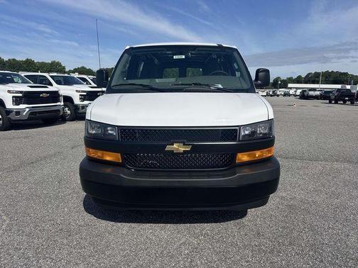 Summit White 2026 Chevrolet Express 2500 Work Van