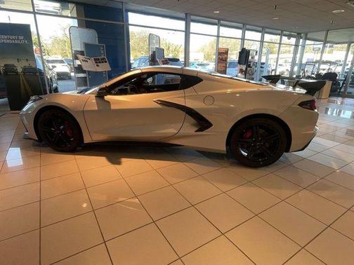 2026 Chevrolet Corvette Stingray w/2LT