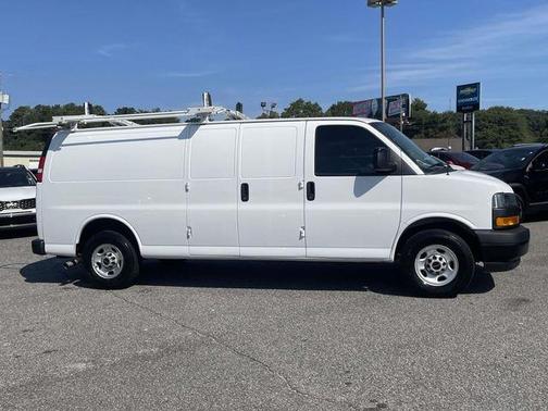 2024 GMC Savana 2500 Work Van