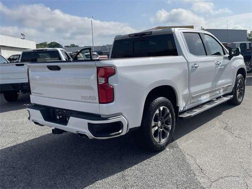 2022 Chevrolet Silverado 1500 High Country