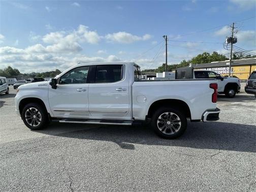 2022 Chevrolet Silverado 1500 High Country